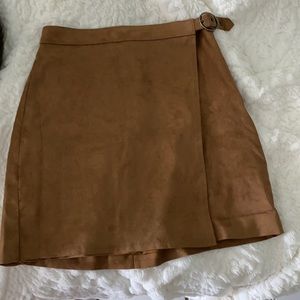Suede Velvet Brown/Dune Hollister Midi Skirt, Brand new Size S.